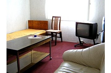 Estonia Privát Pärnu, Esterno